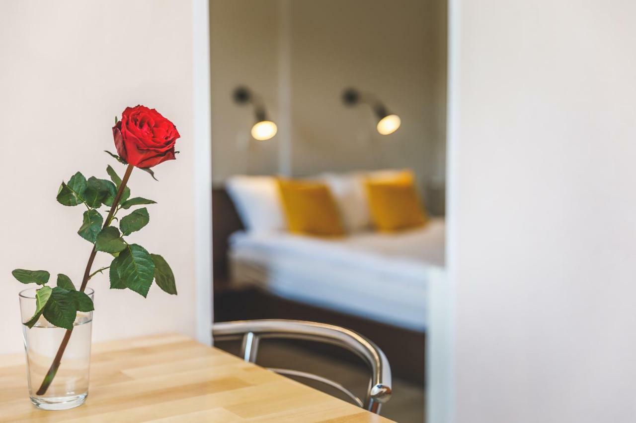 Compact Apartment Near Food Market In The Oldtown Plus Free Parking Klaipėda Exteriör bild